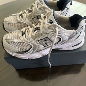 New Balance 530 Sneakers
